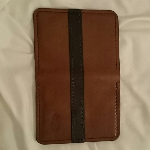 ScapeGrace Designs Leather Wallet in Brown. - Picture 6 of 6